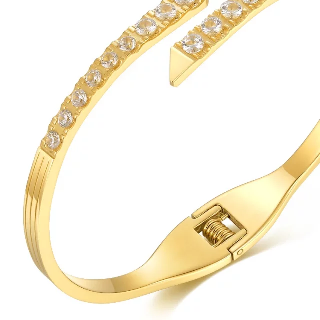 Julz Cuff