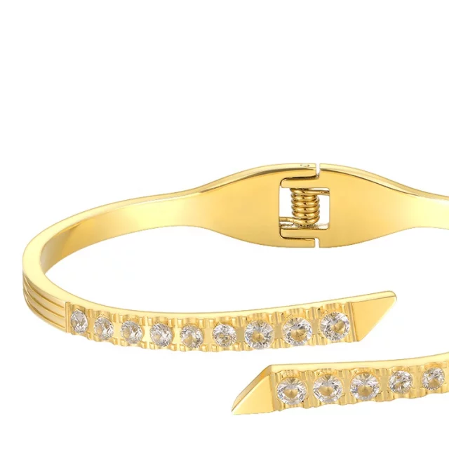 Julz Cuff