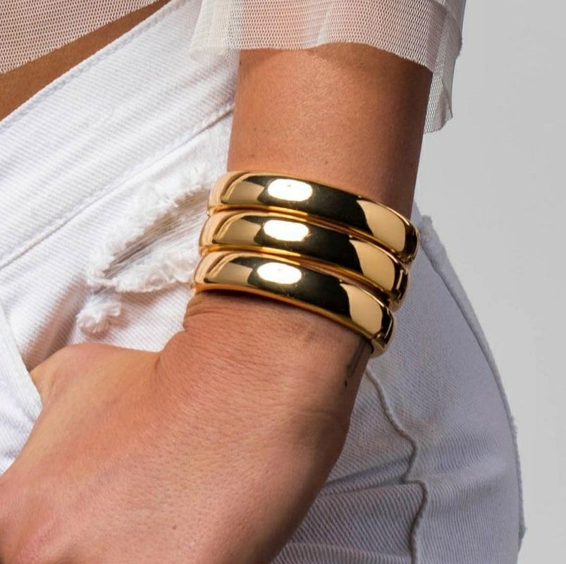 Antonia Wide Bangle Set