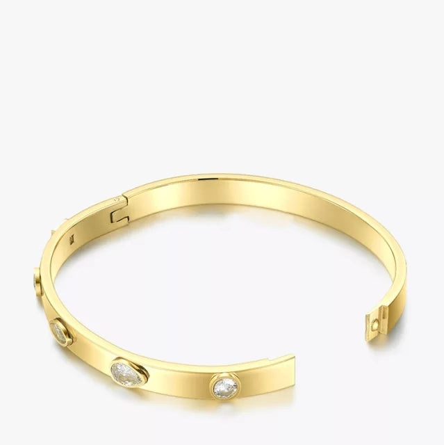 Avery Bangle
