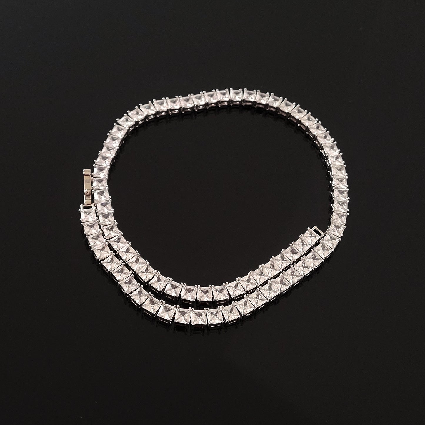 Bailey Baguette Necklace