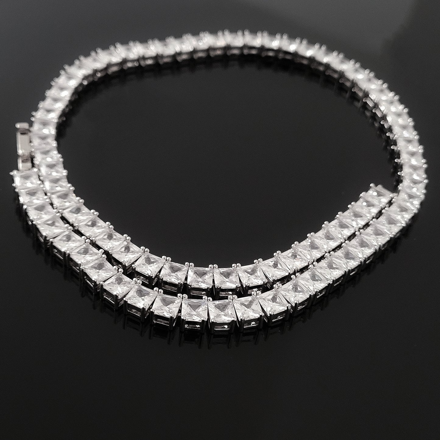 Bailey Baguette Necklace