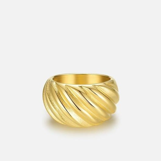 Twirl Ring