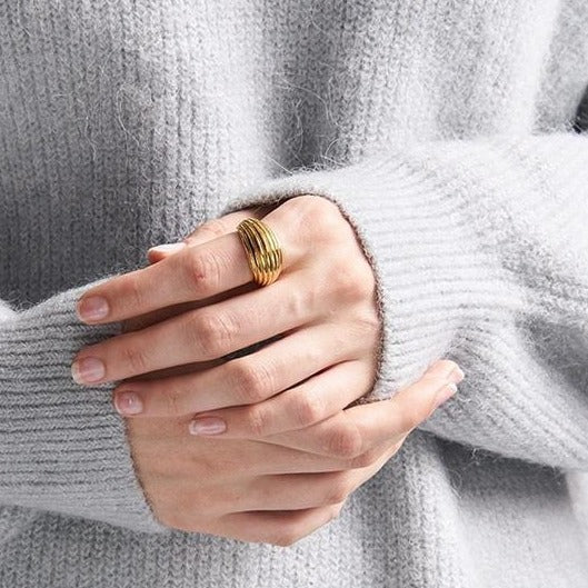Arya Coiled Ring