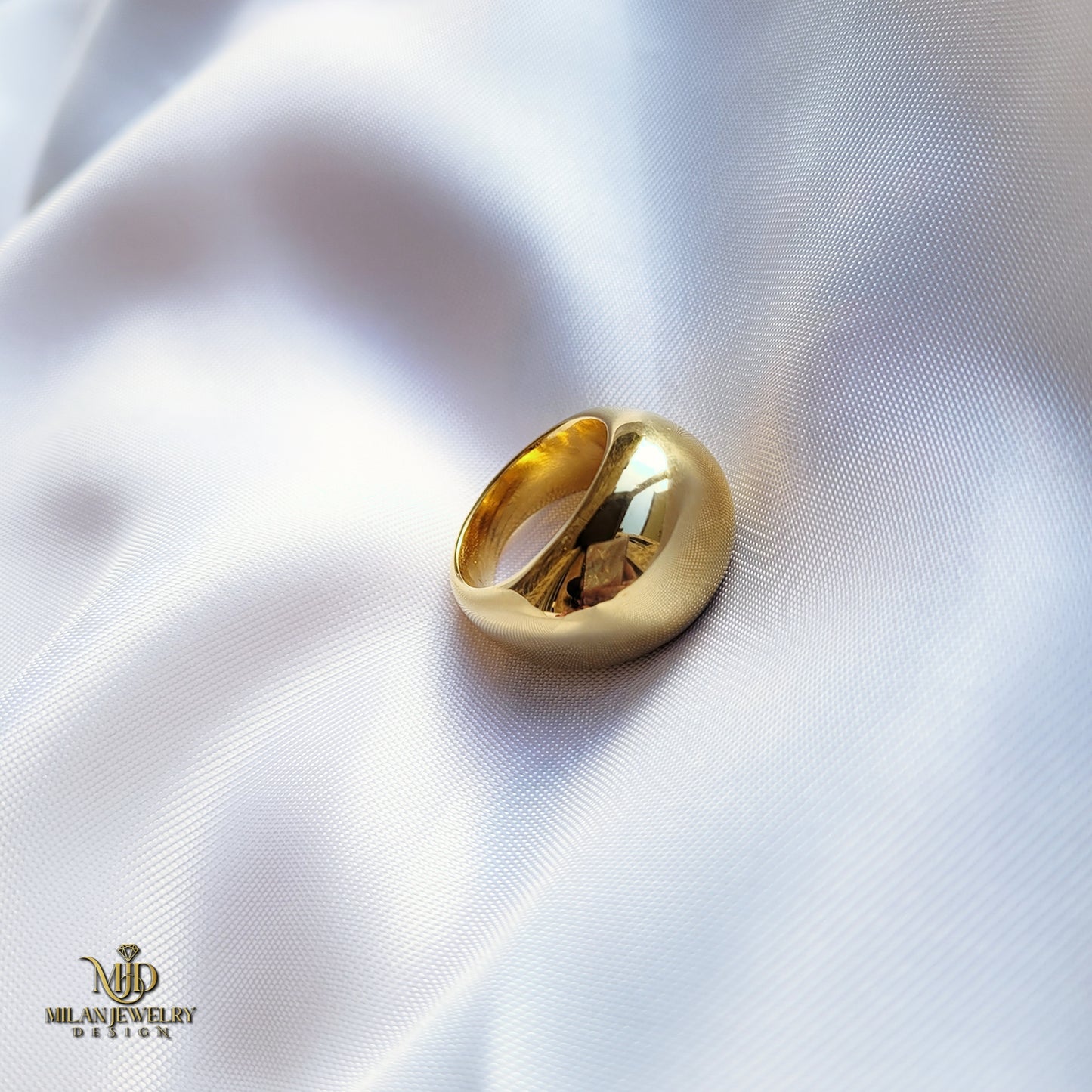 Regale Dome Ring