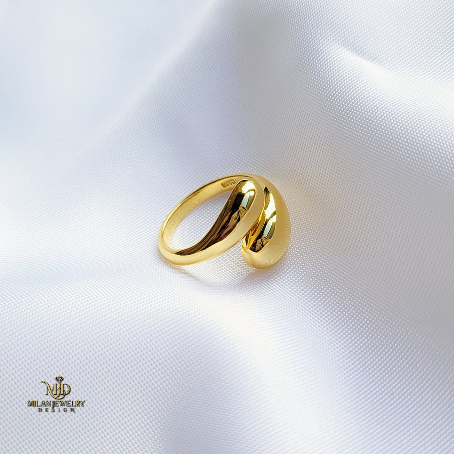 Bria Ring