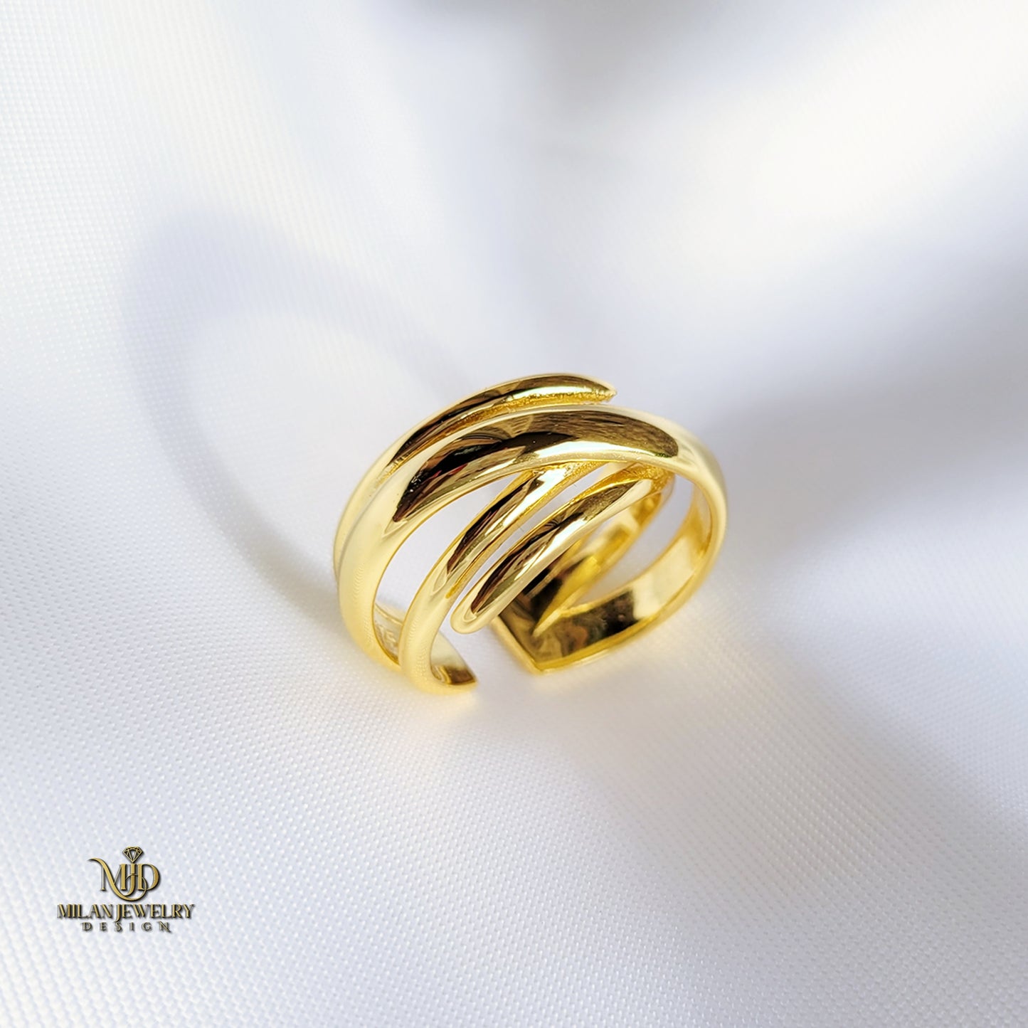 Karla Multilayered Ring