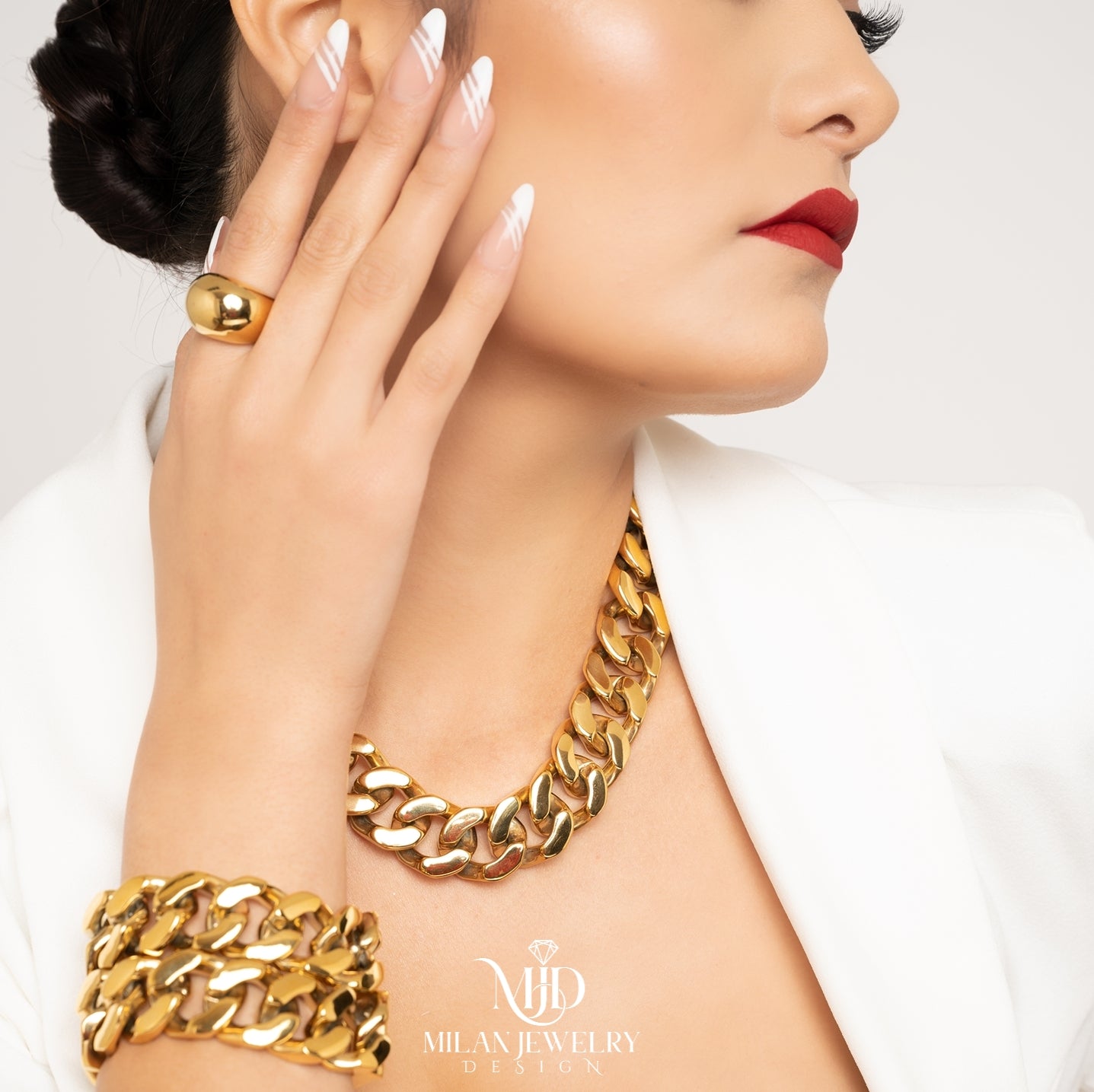 Regale Dome Ring